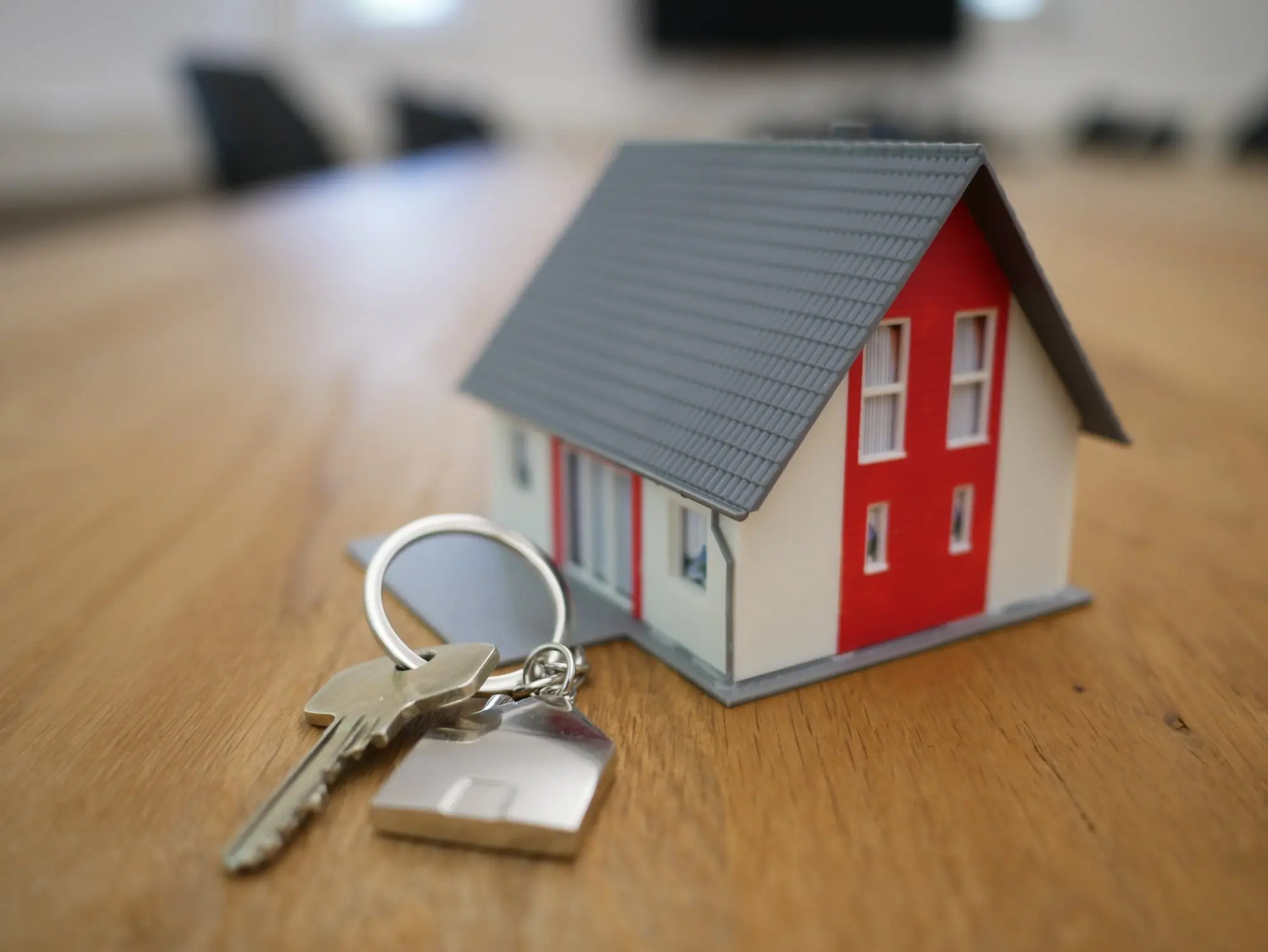 Home with keys | Spyglas Realty
