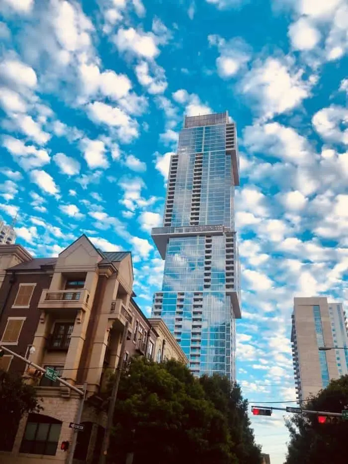 Picture of The Independent skyscraper located in downtown Austin, Tx